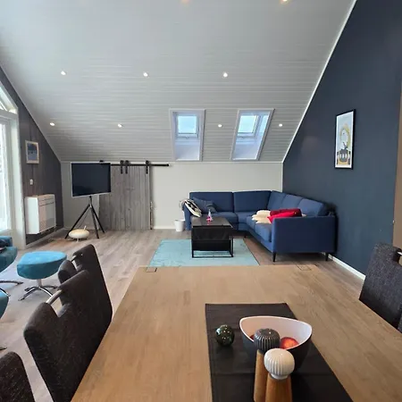 Home, 2 Bedrooms On 2 Floors With Plot Alta
